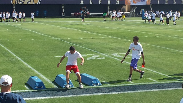 心球员的投 心球员的投